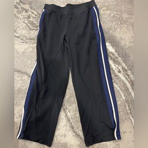 Lululemon track pants (12).